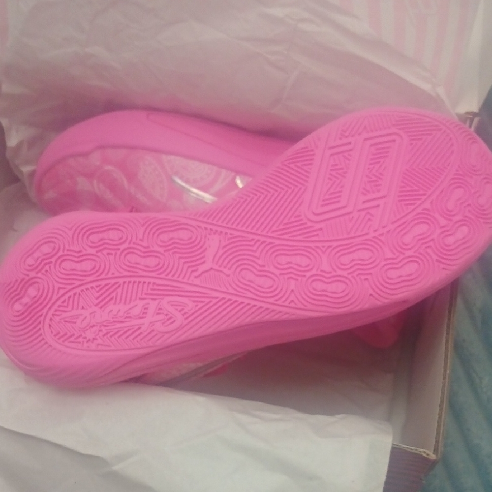Puma Pink Sneakers - Picture 3 of 5